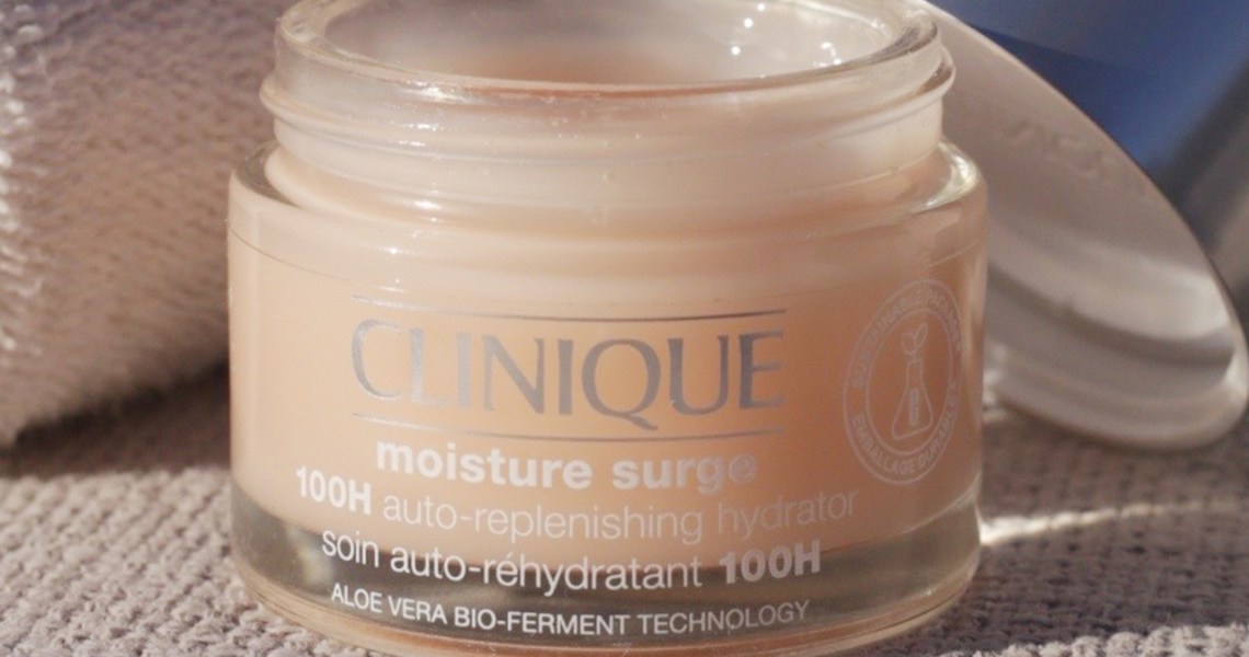 clinique moisture surge