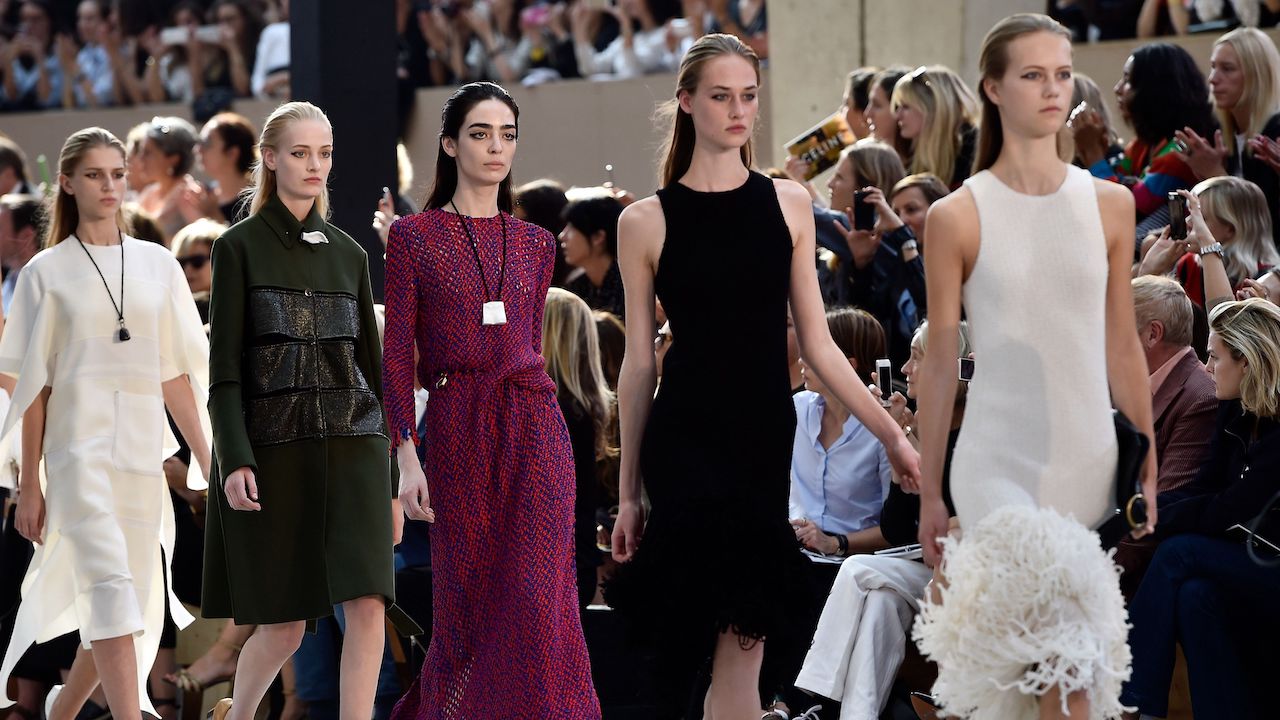 Phoebe Philo's rabid fanbase kept the hype alive during 2 years of  anticipation - Glossy