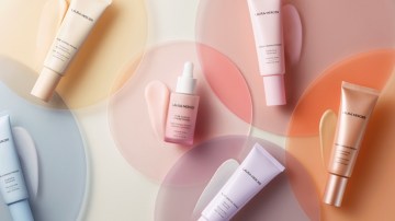 The header image shows Laura Mercier products.