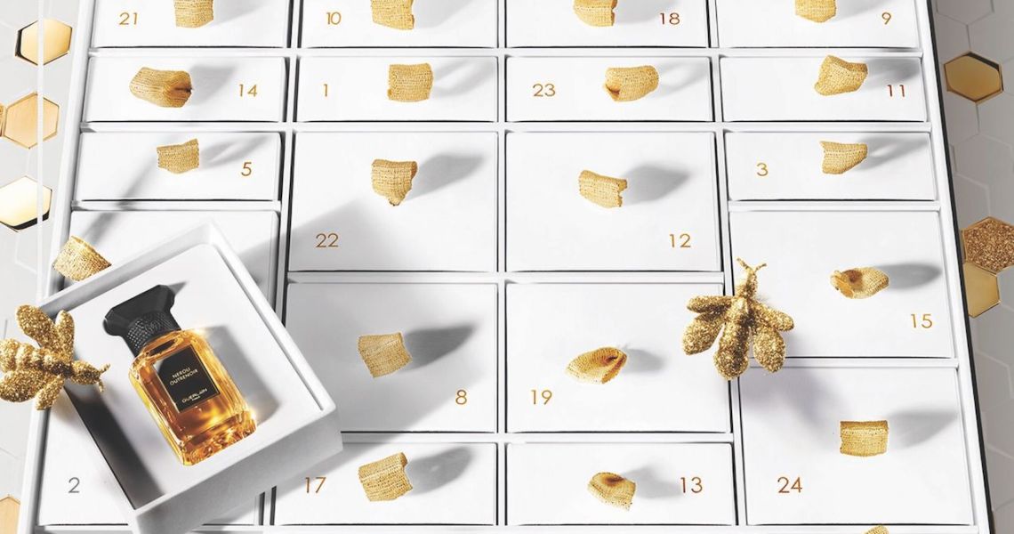 picture of white and gold holiday gift set