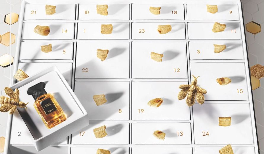 picture of white and gold holiday gift set