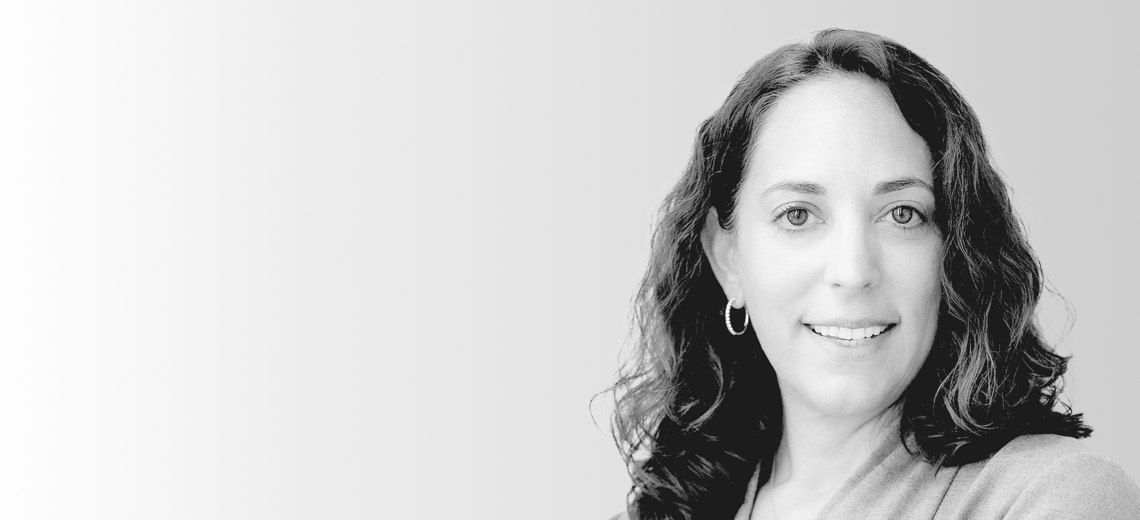 Beth Gernstein của Brilliant Earth: ‘Ngành công nghiệp kim cương vẫn chưa phát triển’