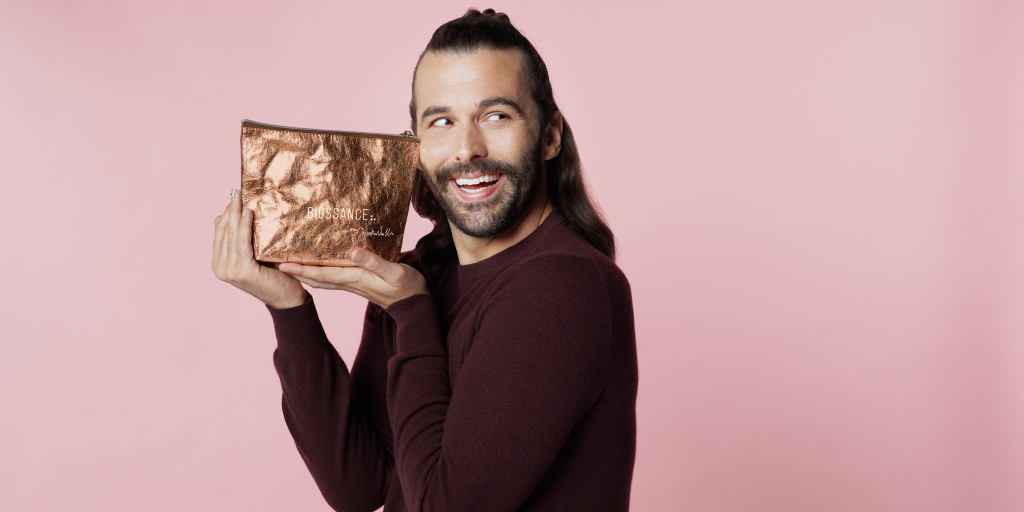 Thinking about entering the Glossy Beauty Awards? Glossy