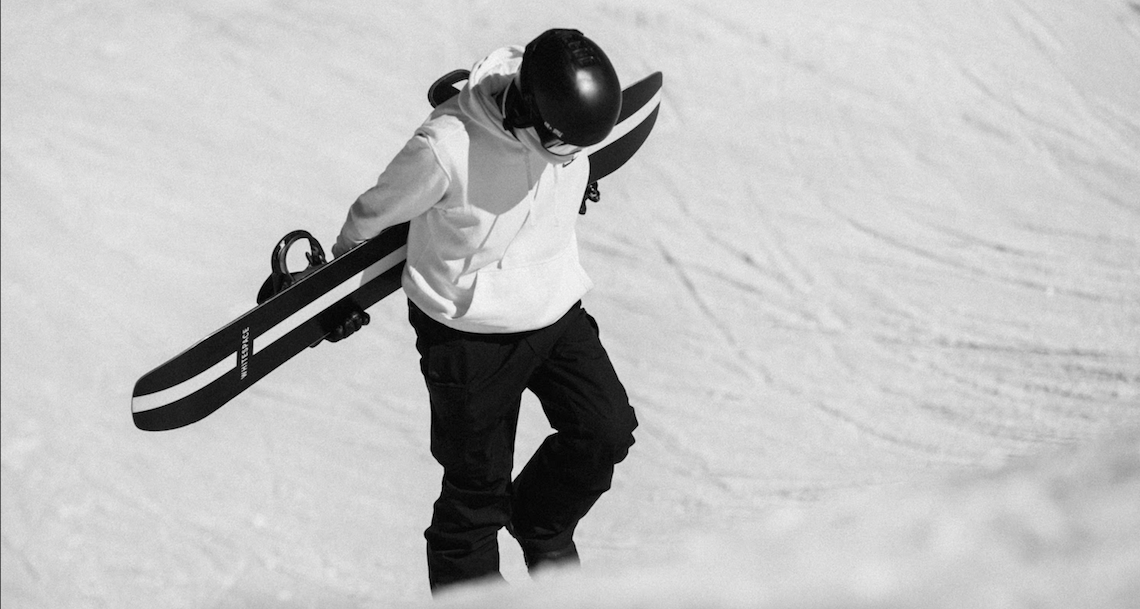 Shaun White Snowboarding