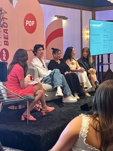 Sony A80J 65 Inch TV: BRAVIA XR OLED 4K Ultra HD Smart Google TV with Dolby Vision HDR and Alexa Compatibility XR65A80J- 2021 Model, Black 7 Sony A80J 65 Inch TV: BRAVIA XR OLED 4K Ultra HD Smart Google TV with Dolby Vision HDR and Alexa Compatibility XR65A80J- 2021 Model, Black