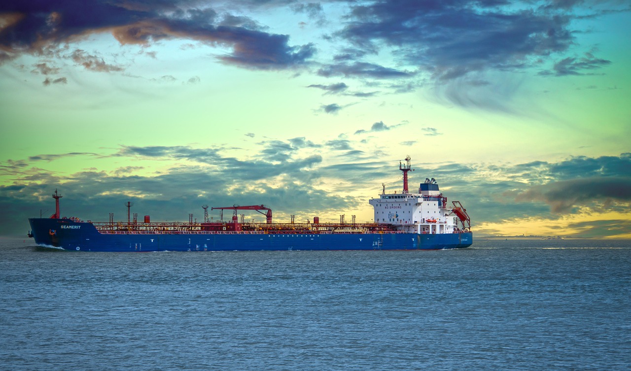 Fashion Briefing: Empty ports and shelves as tariffs cause companies to deprioritize the US market