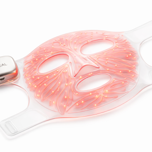 LOREAL-LED-FACE-MASK-©LOreal-